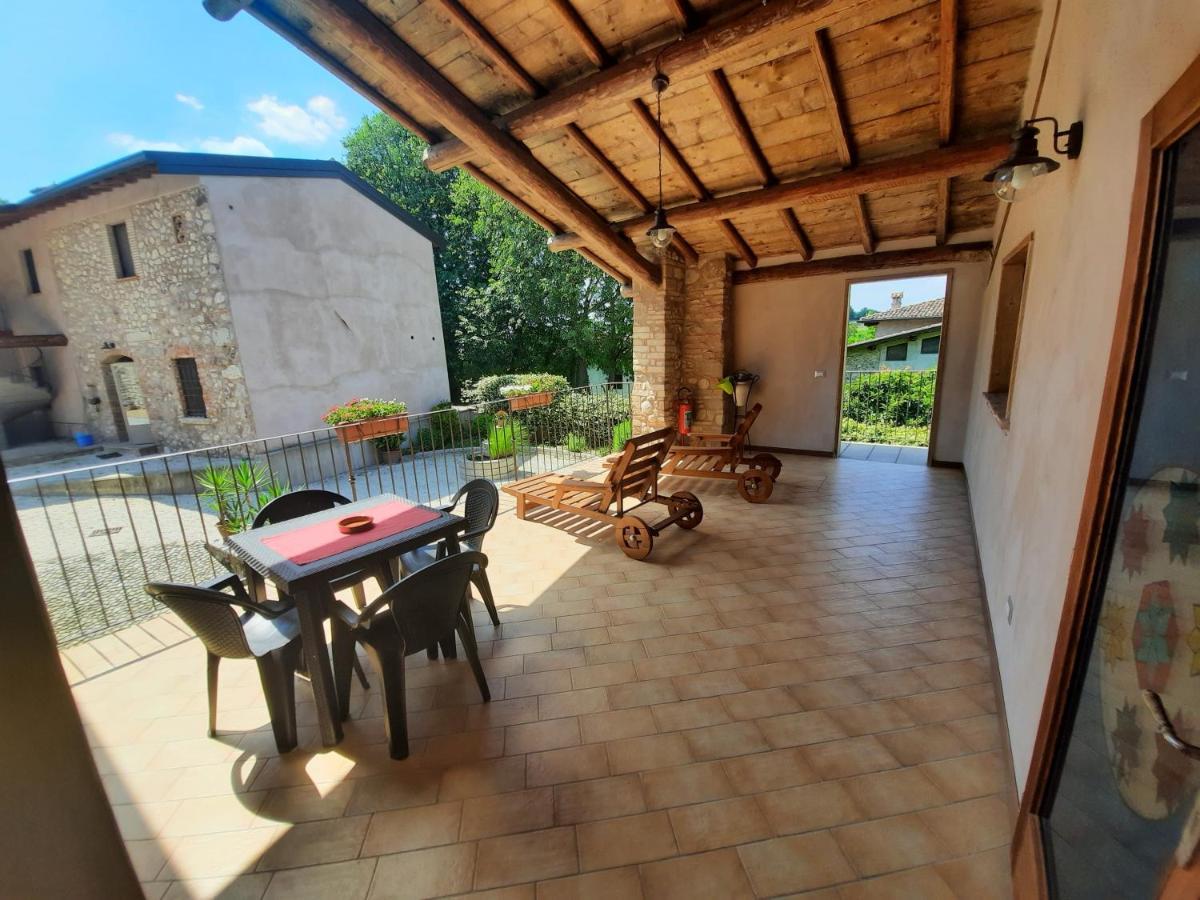 Corte Davini Agriturismo Monzambano Zewnętrze zdjęcie