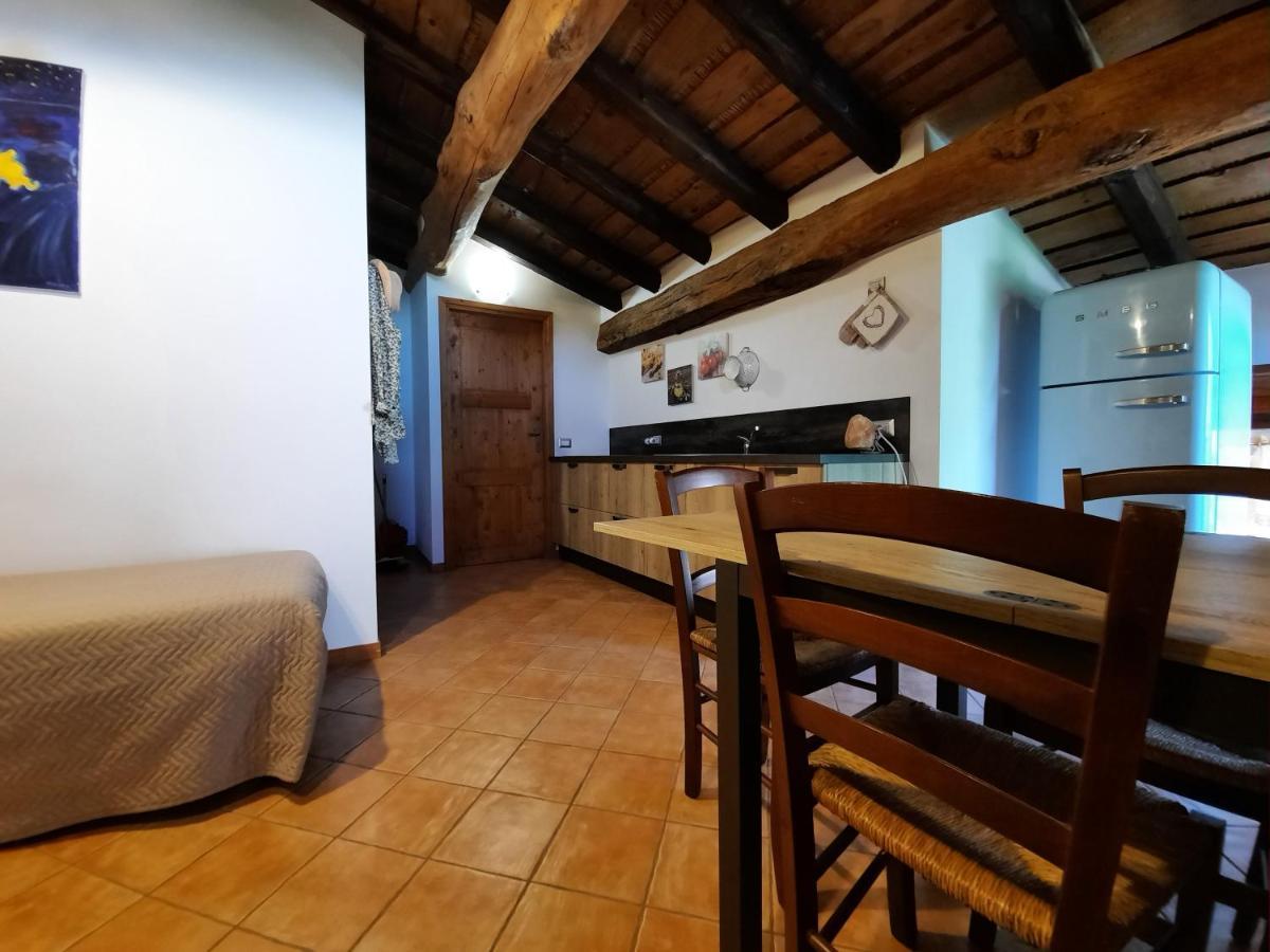 Corte Davini Agriturismo Monzambano Zewnętrze zdjęcie