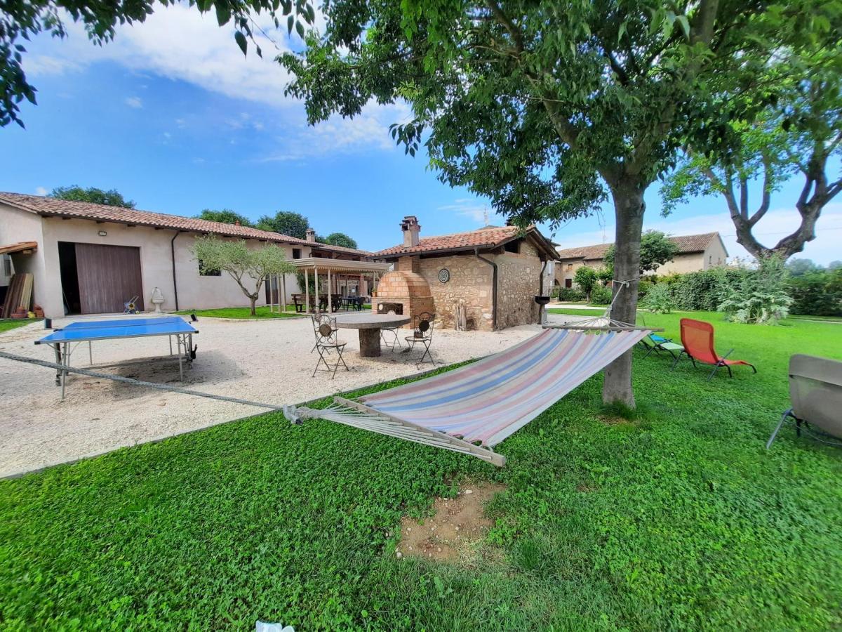 Corte Davini Agriturismo Monzambano Zewnętrze zdjęcie