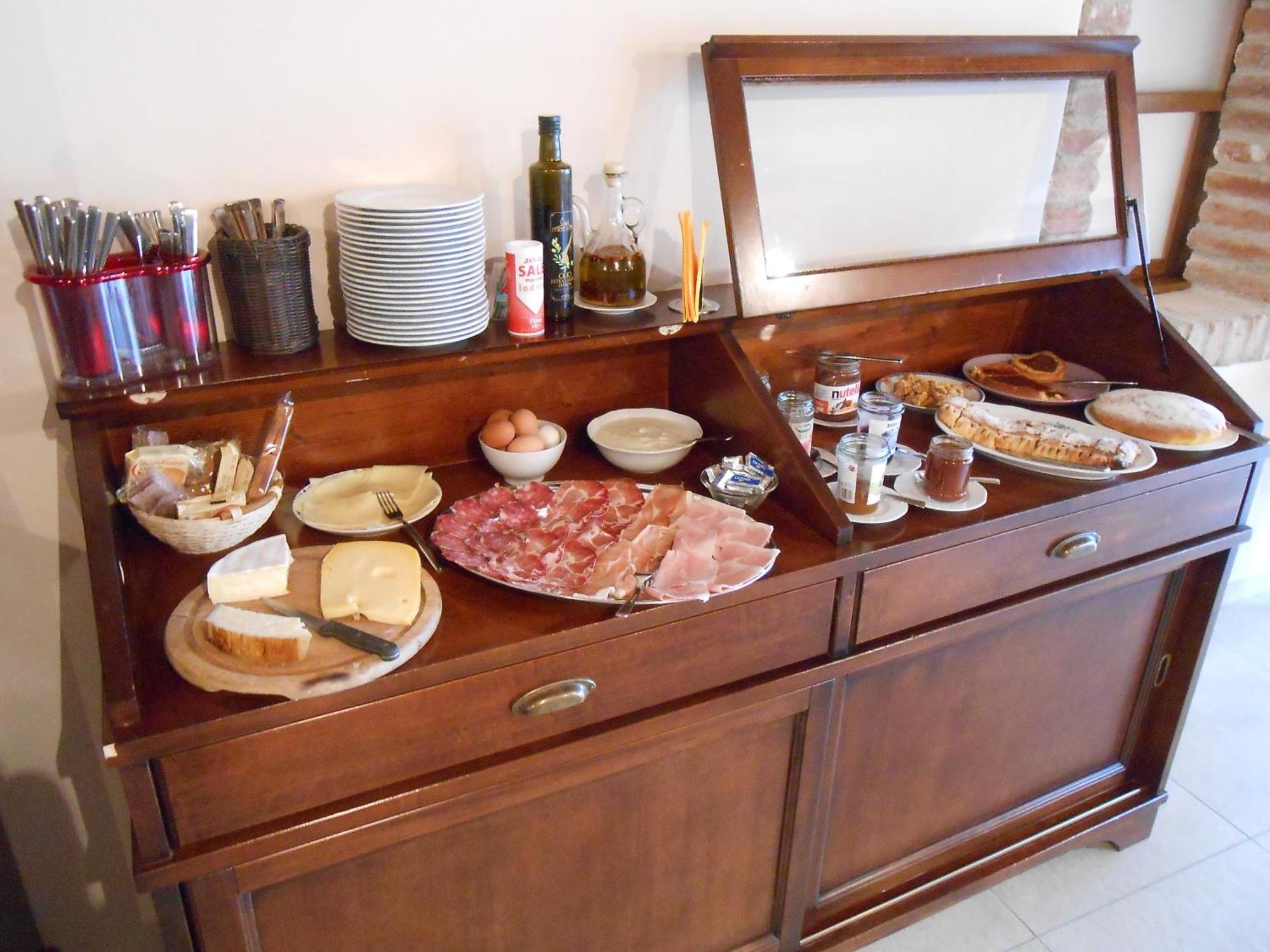 Corte Davini Agriturismo Monzambano Zewnętrze zdjęcie