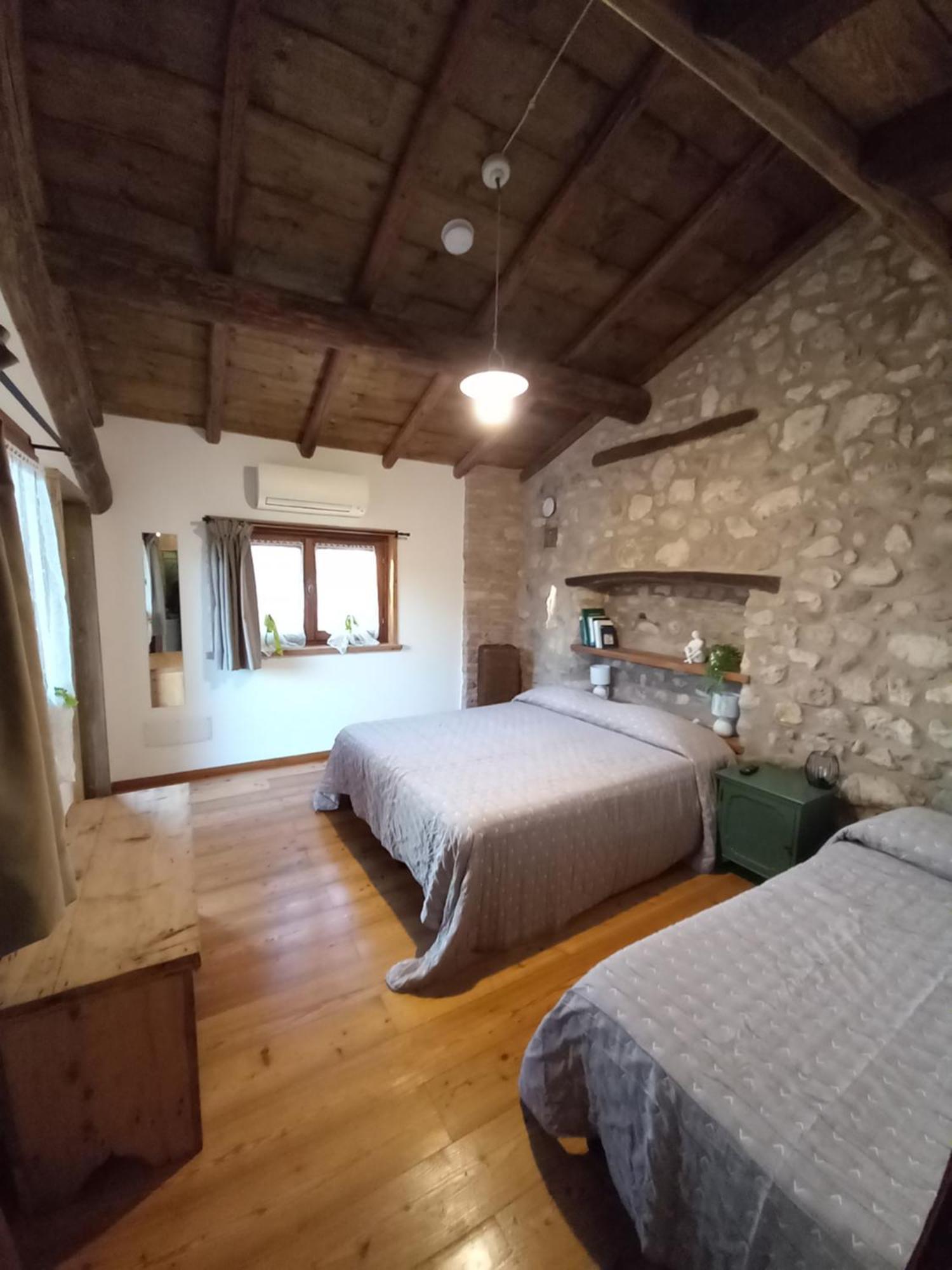 Corte Davini Agriturismo Monzambano Zewnętrze zdjęcie